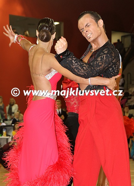 mcrlat2011_adult_0624-119